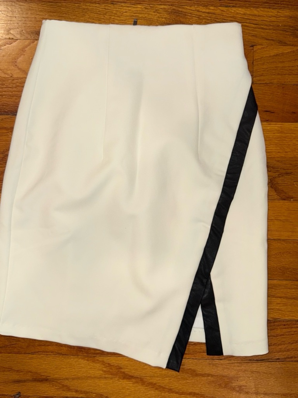 XOXO White Pencil Skirt with Black Diagonal Trim